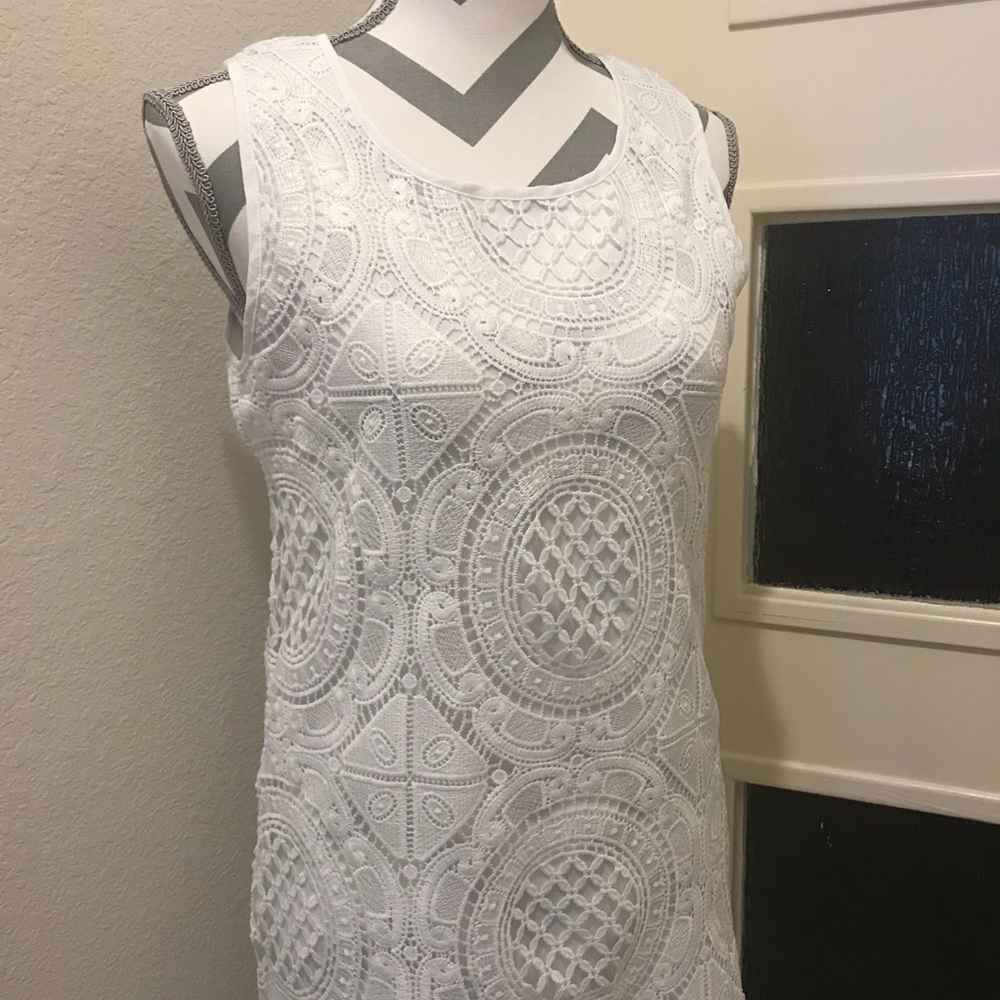 GB Gianni Bini crochet dress